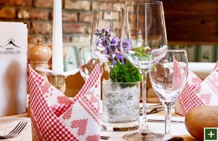 Kulinarik mit Wohlfühl-Ambiente im Hotelrestaurant Hauserbauer
