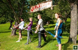 Bogenparcours als Herausforderung im Sporturlaub in Dorfgastein